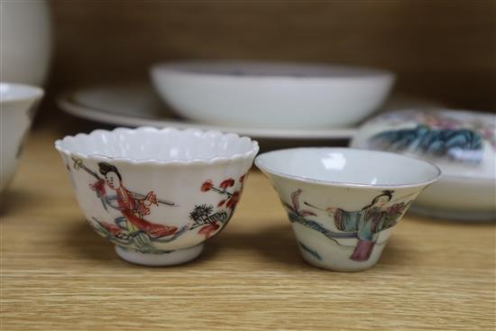 A creamware ewer with moulded basilisk handle and a small collection of Asian and chinoiserie wares,